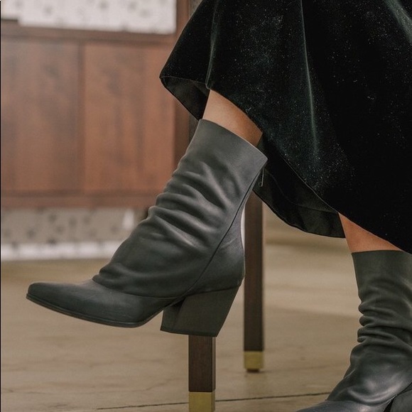 COCLICO Shoes - Coclico Zerit Sock Booties Boots Black Wood  38.5